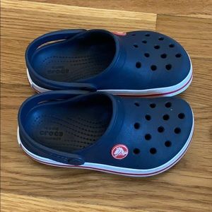 Crocs toddler size 9